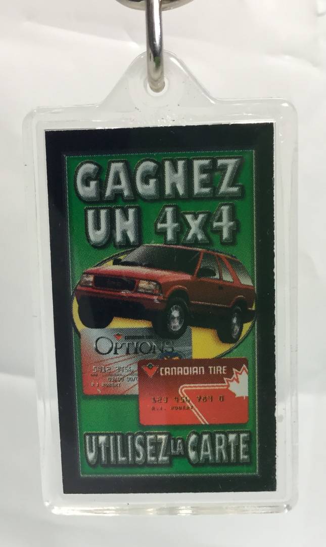 Vintage Canadian Tire MasterCard Promo Keychain Boutique chez Dary