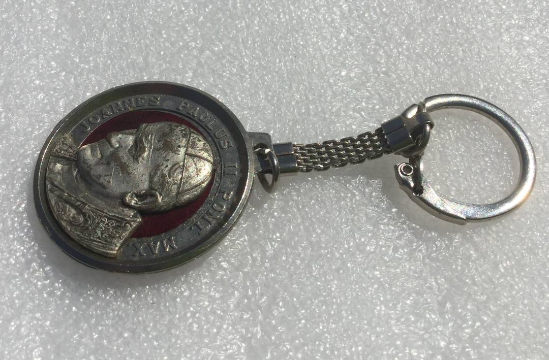 Vintage Pope Keychain Vatican City Roma Boutique chez Dary Vente
